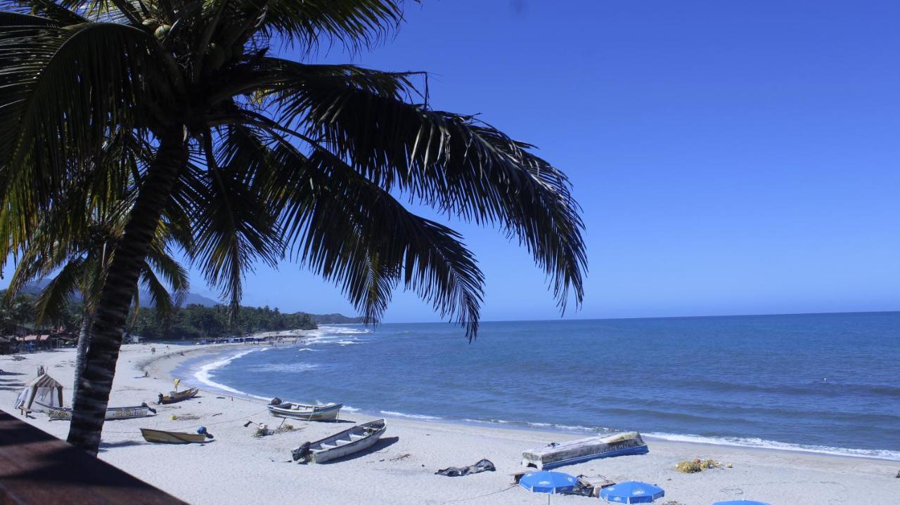 El Almendron Beach Hostel Guachaca Exterior foto