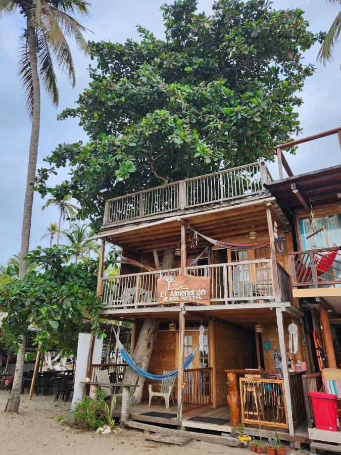El Almendron Beach Hostel Guachaca Exterior foto