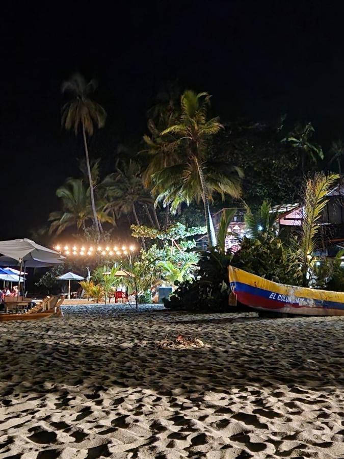 El Almendron Beach Hostel Guachaca Exterior foto